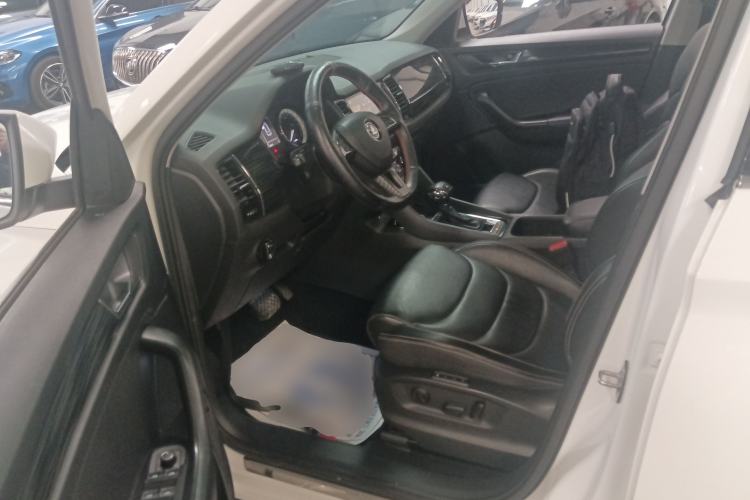 Used Skoda Kodiaq 2018 Facelifted TSI330 5-Seater Two-Wheel-Drive Luxury Enjoyment Edition Driver Seat