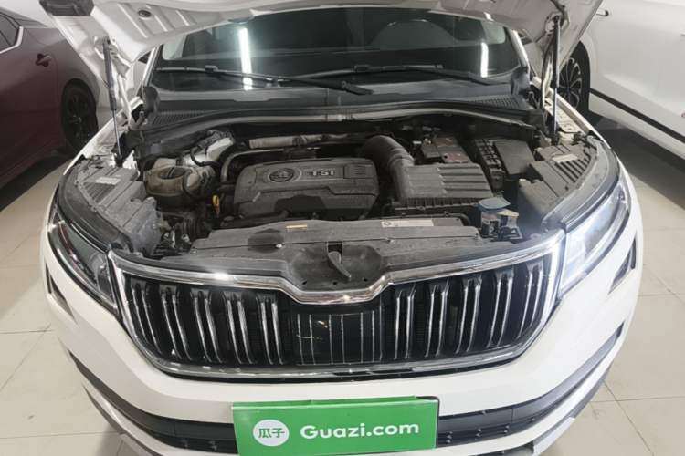 Used Skoda Kodiaq 2018 TSI380 7-Seater Four-Wheel-Drive Flagship Edition Engine Bay