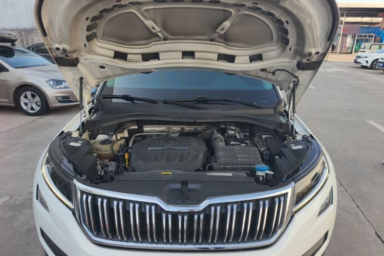 Used Skoda Kodiaq 2018 Restyled TSI330 7-Seater Two-Wheel Drive Luxury Enjoyment Edition Engine Bay