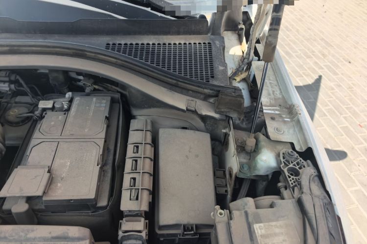 Used Skoda Kodiaq 2018 Facelifted TSI330 5-Seater Two-Wheel-Drive Comfort Edition Engine Bay Left