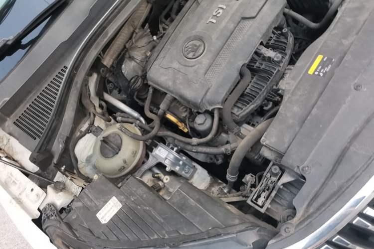 Used Skoda Kodiaq 2018 TSI330 5-Seater Two-Wheel Drive Comfort Edition Engine Bay Left