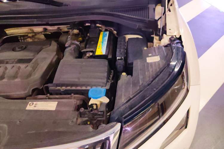 Used Skoda Kodiaq 2018 Facelifted TSI330 5-Seater Two-Wheel-Drive Luxury Enjoyment Edition Engine Bay Left