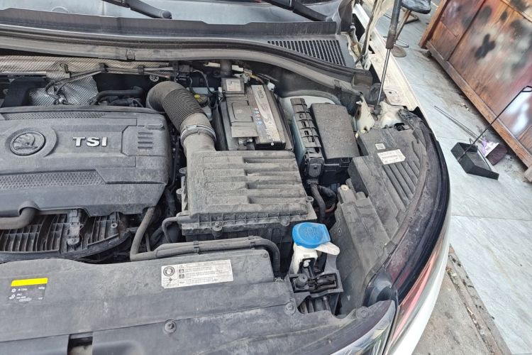 Used Skoda Kodiaq 2018 TSI330 7-Seater Two-Wheel-Drive Luxury Enjoyment Edition Engine Bay Left