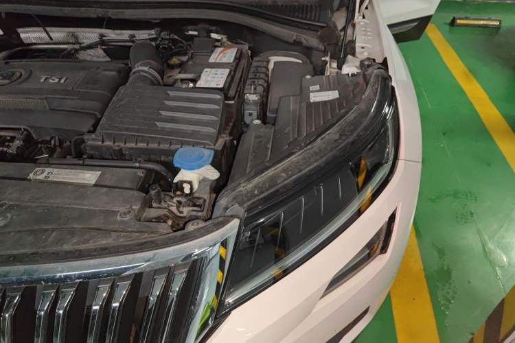 Used Skoda Kodiaq 2018 Facelifted TSI330 5-Seater Two-Wheel-Drive Luxury Enjoyment Edition Engine Bay Left