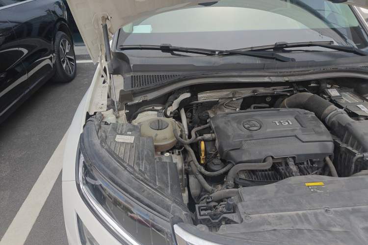 Used Skoda Kodiaq 2018 TSI330 7-Seater Two-Wheel-Drive Luxury Enjoyment Edition Engine Bay Right