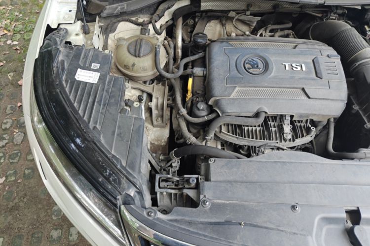 Used Skoda Kodiaq 2018 TSI330 7-Seater Two-Wheel-Drive Luxury Enjoyment Edition Engine Bay Right