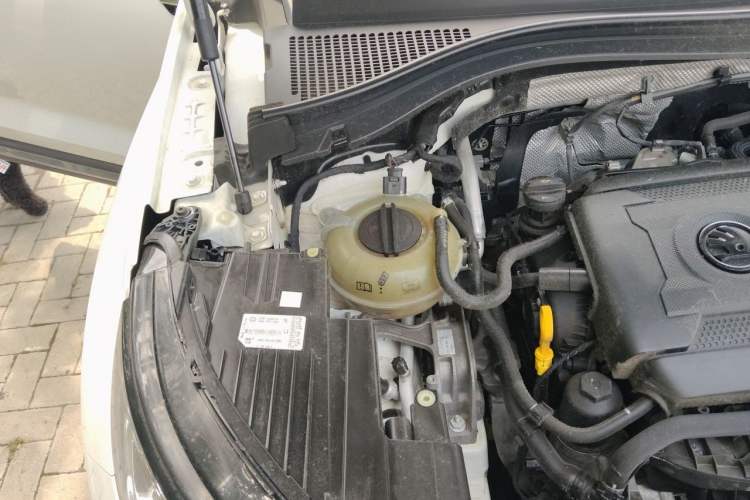 Used Skoda Kodiaq 2018 TSI380 7-Seater Four-Wheel-Drive Flagship Edition Engine Bay Right