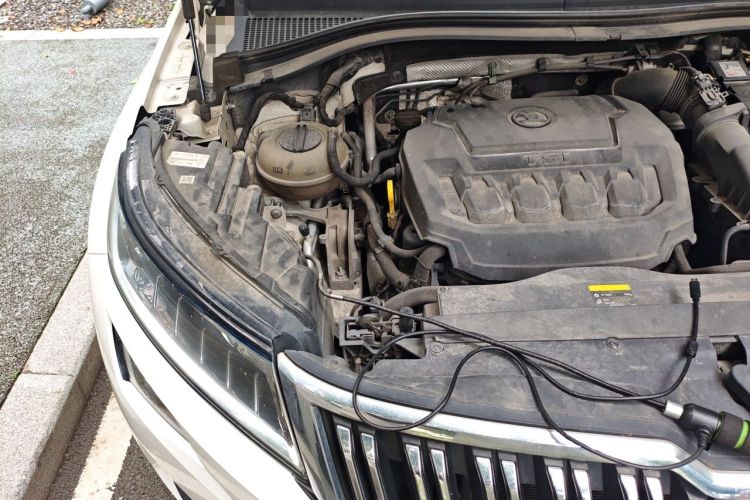 Used Skoda Kodiaq 2018 Facelifted TSI330 5-Seater Two-Wheel-Drive Luxury Edition Engine Bay Right