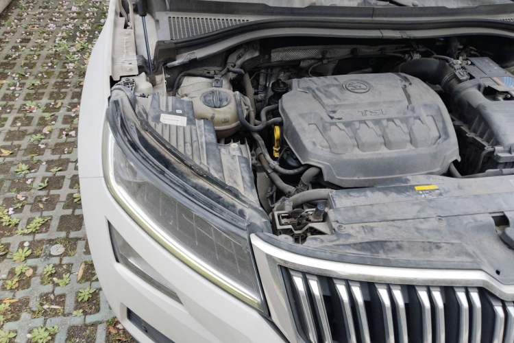 Used Skoda Kodiaq 2018 Facelifted TSI330 5-Seater Two-Wheel-Drive Luxury Enjoyment Edition Engine Bay Right