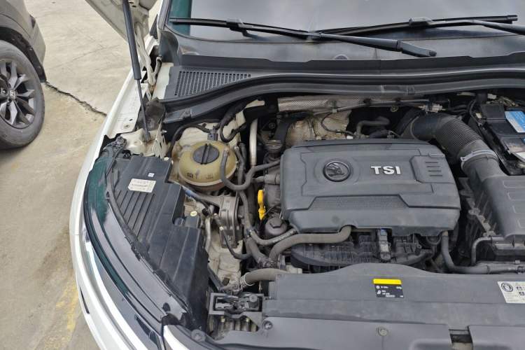 Used Skoda Kodiaq 2018 TSI380 7-Seater Four-Wheel-Drive Flagship Edition Engine Bay Right