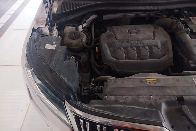 Used Skoda Kodiaq 2018 Facelifted TSI330 5-Seater Two-Wheel-Drive Luxury Enjoyment Edition Engine Bay Right