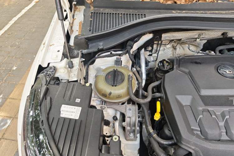 Used Skoda Kodiaq 2018 Restyled TSI330 7-Seater Two-Wheel Drive Luxury Enjoyment Edition Engine Bay Right
