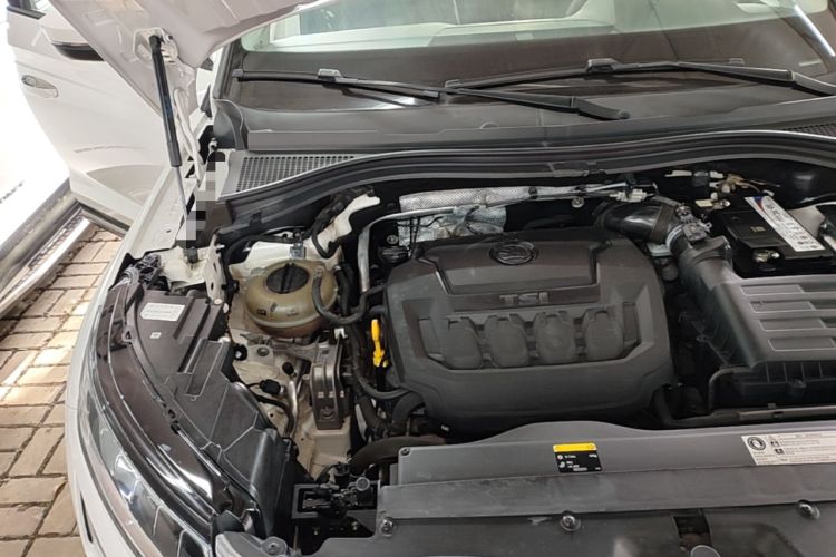 Used Skoda Kodiaq 2018 Facelifted TSI330 5-Seater Two-Wheel-Drive Comfort Edition Engine Bay Right