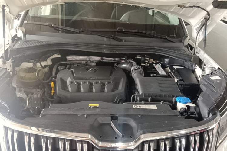 Used Skoda Kodiaq 2018 Facelifted TSI330 5-Seater Two-Wheel-Drive Comfort Edition Engine Bay