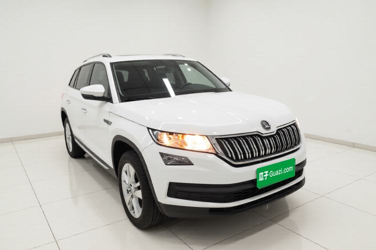 Used Skoda Kodiaq 2018 Facelifted TSI330 5-Seater Two-Wheel-Drive Comfort Edition Exterior 1