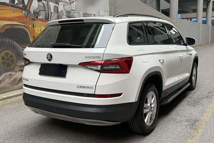 Used Skoda Kodiaq 2018 Facelifted TSI330 5-Seater Two-Wheel-Drive Standard Edition Exterior 2