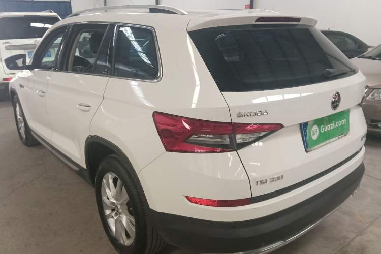 Used Skoda Kodiaq 2018 Facelifted TSI330 5-Seater Two-Wheel-Drive Luxury Enjoyment Edition Exterior 2
