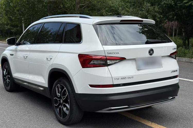 Used Skoda Kodiaq 2018 TSI380 7-Seater Four-Wheel-Drive Flagship Edition Exterior 4