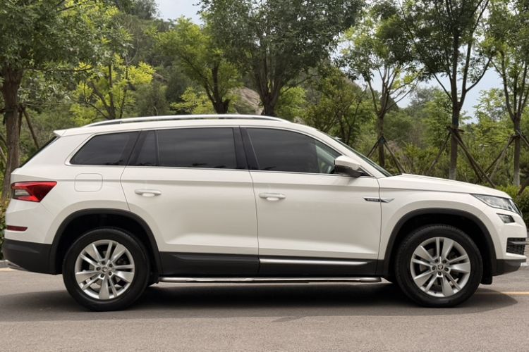 Used Skoda Kodiaq 2018 Facelifted TSI330 5-Seater Two-Wheel-Drive Luxury Enjoyment Edition Exterior 5