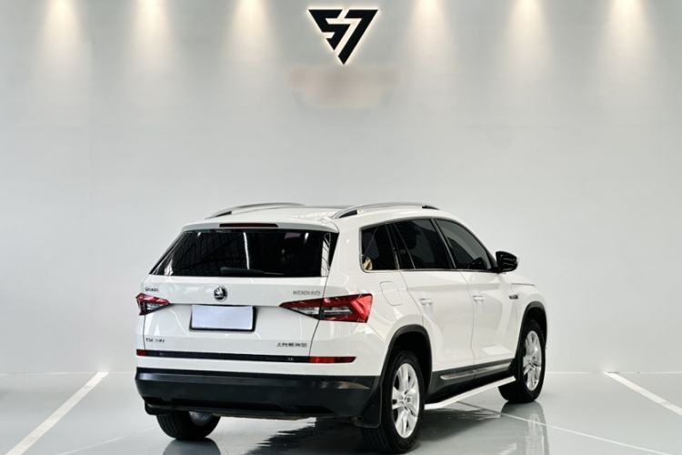 Used Skoda Kodiaq 2018 Facelifted TSI330 5-Seater Two-Wheel-Drive Comfort Edition Exterior 5
