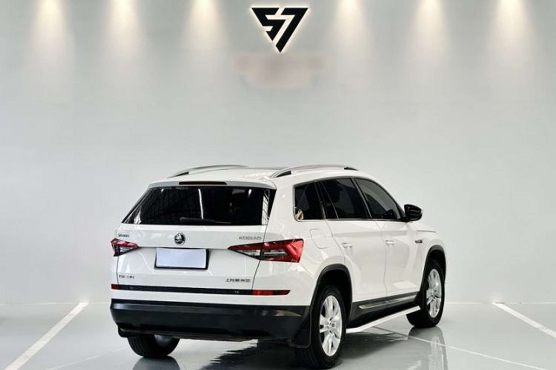 Used Skoda Kodiaq 2018 Facelifted TSI330 5-Seater Two-Wheel-Drive Comfort Edition Exterior 5