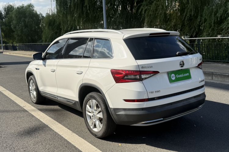 Used Skoda Kodiaq 2018 Facelifted TSI330 5-Seater Two-Wheel-Drive Luxury Enjoyment Edition Exterior 5