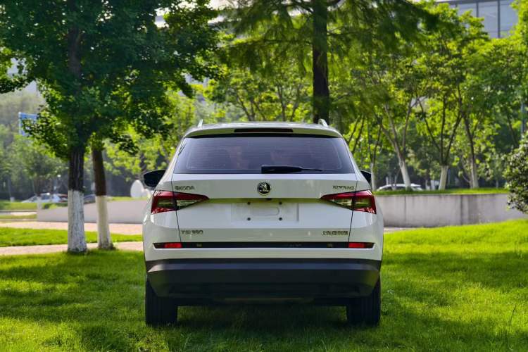 Used Skoda Kodiaq 2018 Facelifted TSI330 5-Seater Two-Wheel-Drive Comfort Edition Exterior 8