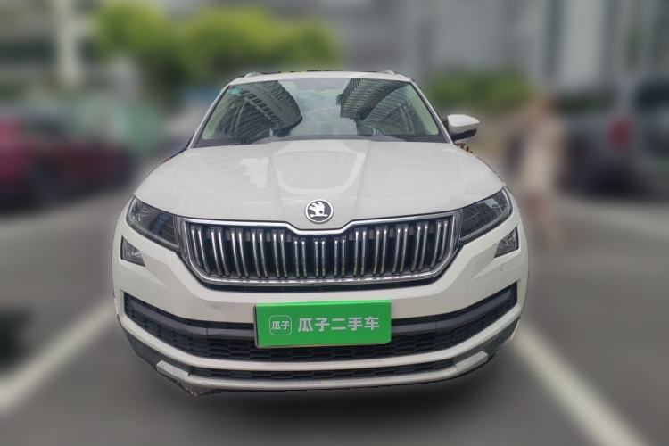 Used Skoda Kodiaq 2018 Facelifted TSI330 5-Seater Two-Wheel-Drive Luxury Enjoyment Edition Front
