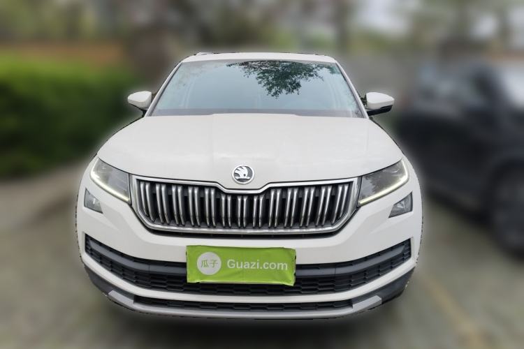 Used Skoda Kodiaq 2018 Facelifted TSI330 5-Seater Two-Wheel-Drive Luxury Enjoyment Edition Front