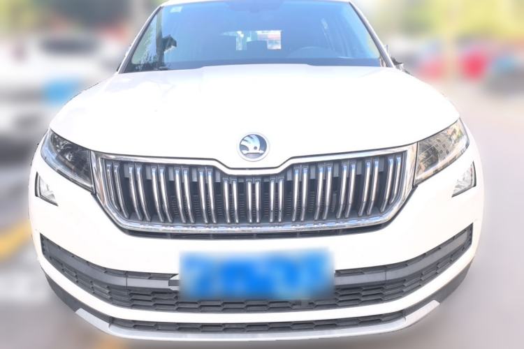 Used Skoda Kodiaq 2018 Facelifted TSI330 5-Seater Two-Wheel-Drive Luxury Enjoyment Edition Front