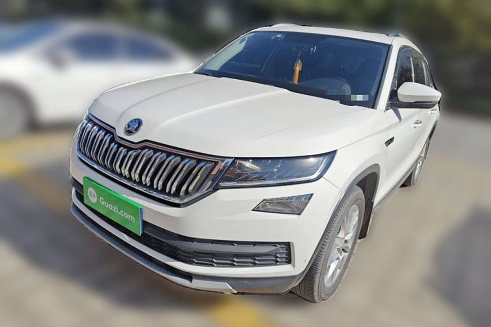 Used Skoda Kodiaq 2018 Facelifted TSI330 5-Seater Two-Wheel-Drive Luxury Enjoyment Edition Front Left 45 Deg