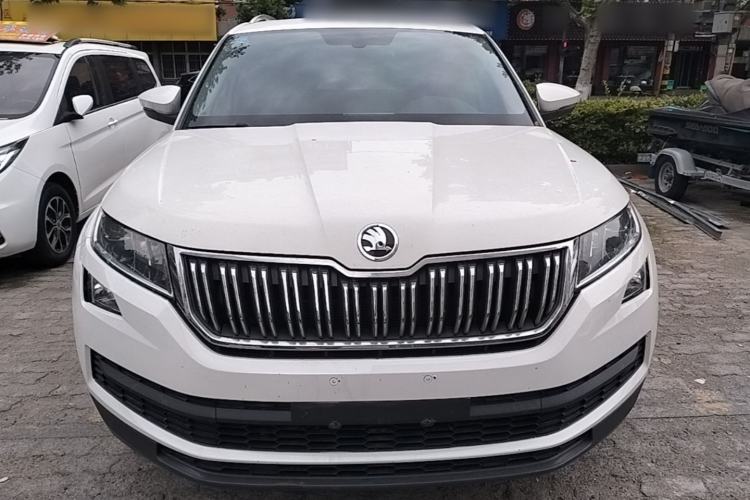 Used Skoda Kodiaq 2018 Facelifted TSI330 5-Seater Two-Wheel-Drive Comfort Edition Front