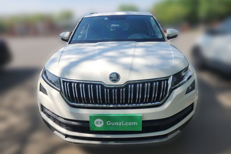 Used Skoda Kodiaq 2018 Facelifted TSI330 5-Seater Two-Wheel-Drive Luxury Enjoyment Edition Front
