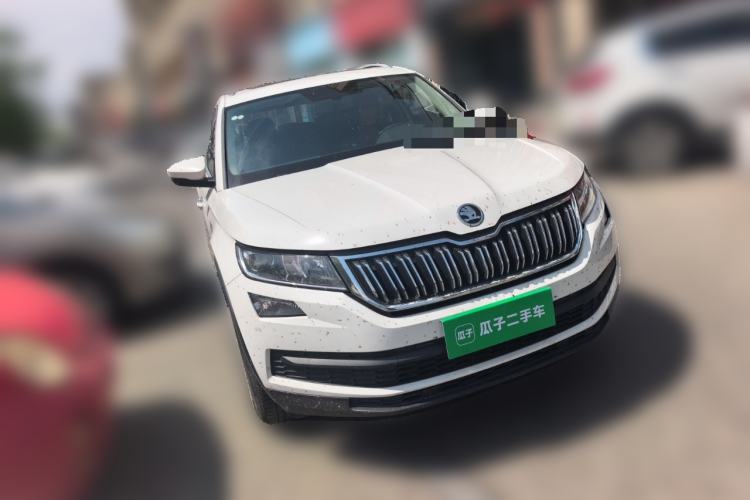 Used Skoda Kodiaq 2018 Facelifted TSI330 5-Seater Two-Wheel-Drive Comfort Edition Front Right 45 Deg