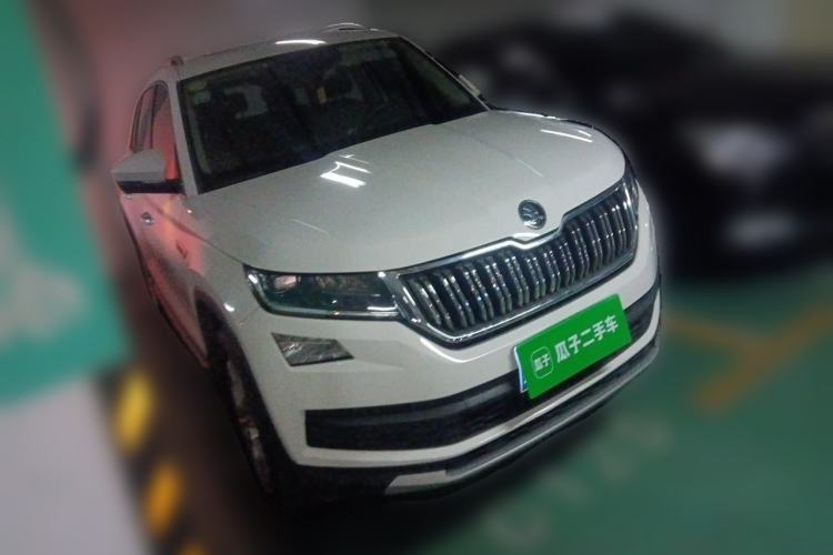 Used Skoda Kodiaq 2018 Facelifted TSI330 5-Seater Two-Wheel-Drive Luxury Enjoyment Edition Front Right 45 Deg