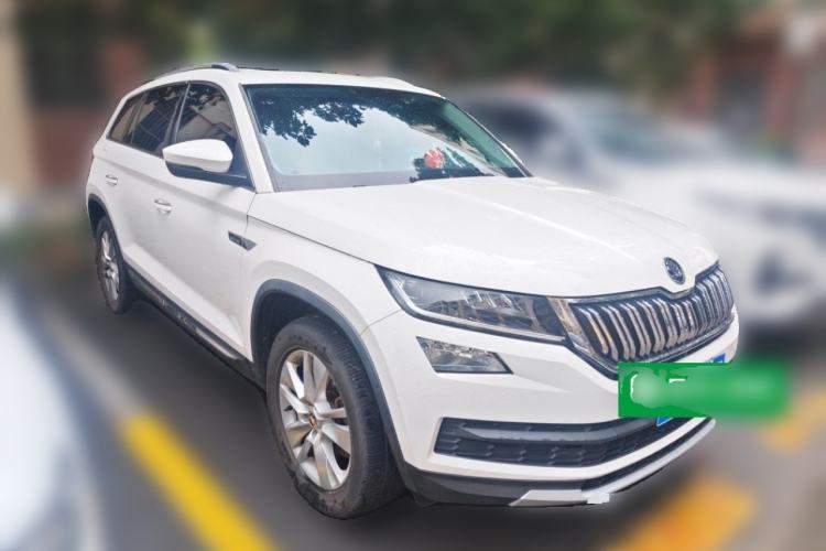 Used Skoda Kodiaq 2018 Facelifted TSI330 5-Seater Two-Wheel-Drive Luxury Enjoyment Edition Front Right 45 Deg