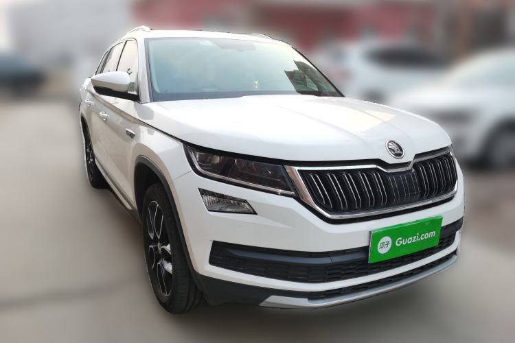 Used Skoda Kodiaq 2018 TSI380 7-Seater Four-Wheel-Drive Flagship Edition Front Right 45 Deg