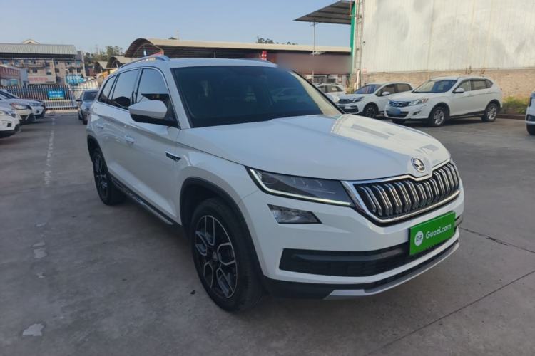 Used Skoda Kodiaq 2018 Restyled TSI330 7-Seater Two-Wheel Drive Luxury Enjoyment Edition Front Right 45 Deg