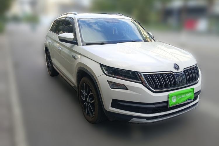 Used Skoda Kodiaq 2018 TSI380 7-Seater Four-Wheel-Drive Flagship Edition Front Right 45 Deg