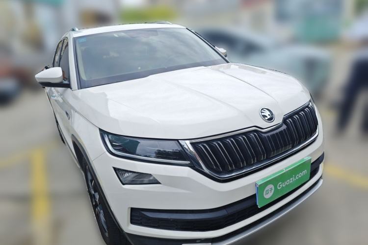 Used Skoda Kodiaq 2018 TSI380 7-Seater Four-Wheel-Drive Flagship Edition Front Right 45 Deg