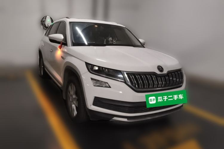 Used Skoda Kodiaq 2018 Facelifted TSI330 5-Seater Two-Wheel-Drive Luxury Enjoyment Edition Front Right 45 Deg
