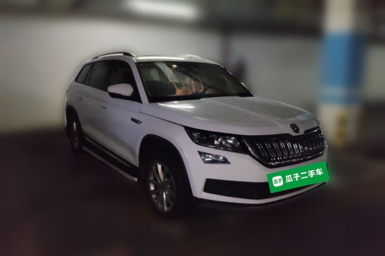 Used Skoda Kodiaq 2018 Facelifted TSI330 5-Seater Two-Wheel-Drive Comfort Edition Front Right 45 Deg