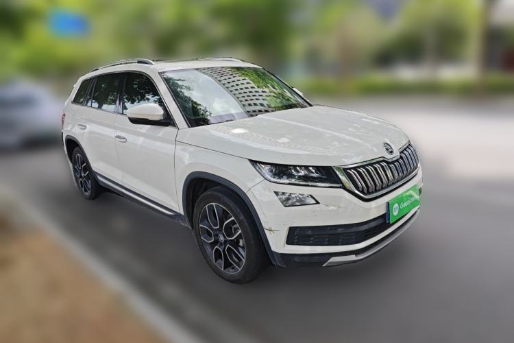 Used Skoda Kodiaq 2018 Restyled TSI330 7-Seater Two-Wheel Drive Luxury Enjoyment Edition Front Right 45 Deg