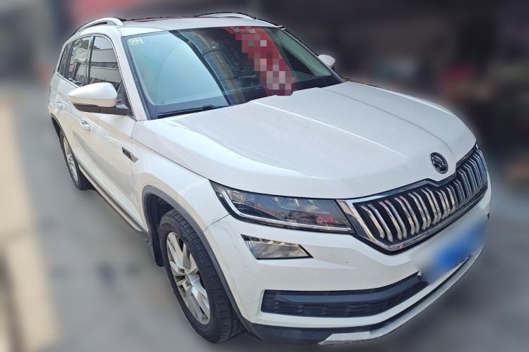 Used Skoda Kodiaq 2018 TSI330 7-Seater Two-Wheel-Drive Luxury Enjoyment Edition Front Right 45 Deg