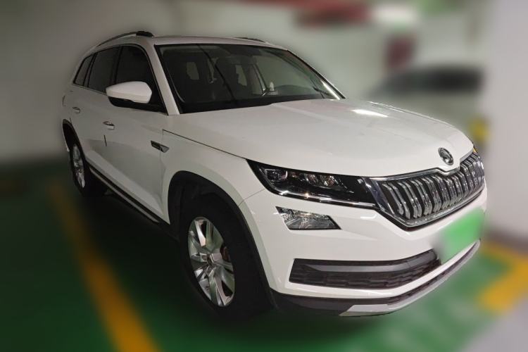 Used Skoda Kodiaq 2018 Facelifted TSI330 5-Seater Two-Wheel-Drive Luxury Enjoyment Edition Front Right 45 Deg