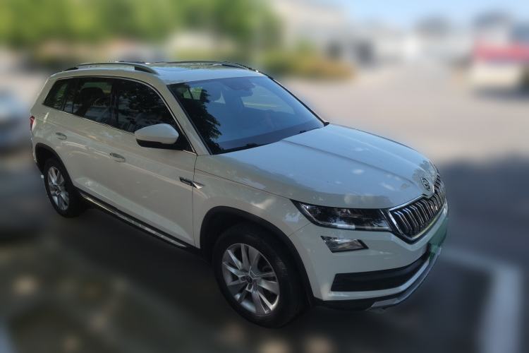 Used Skoda Kodiaq 2018 Facelifted TSI330 5-Seater Two-Wheel-Drive Luxury Enjoyment Edition Front Right 45 Deg