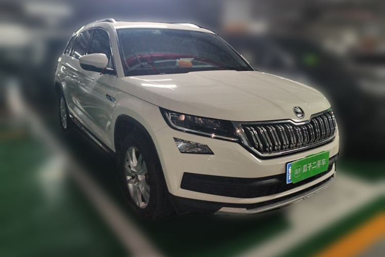 Used Skoda Kodiaq 2018 TSI330 7-Seater Two-Wheel-Drive Luxury Enjoyment Edition Front Right 45 Deg