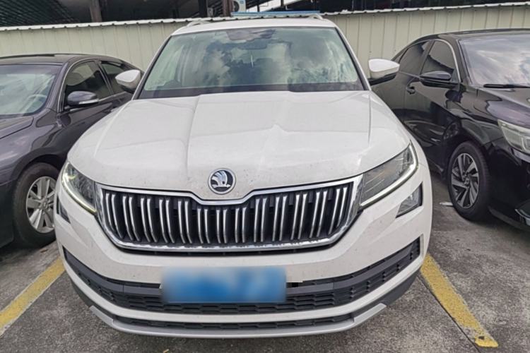 Used Skoda Kodiaq 2018 Facelifted TSI330 5-Seater Two-Wheel-Drive Luxury Enjoyment Edition Front