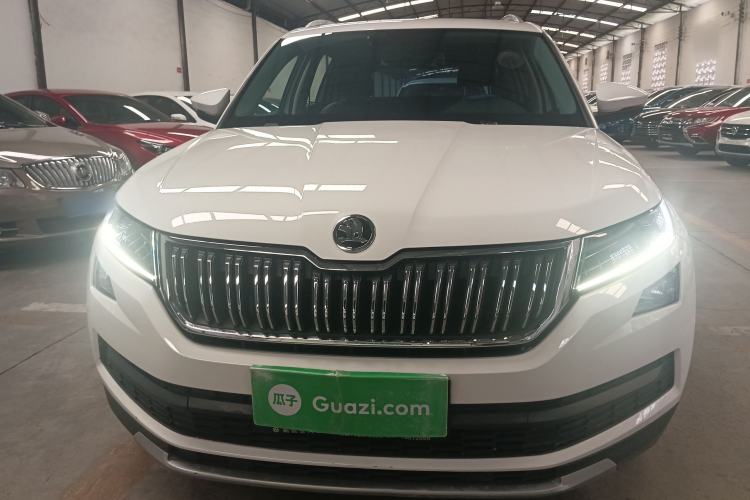 Used Skoda Kodiaq 2018 Facelifted TSI330 5-Seater Two-Wheel-Drive Luxury Enjoyment Edition Front