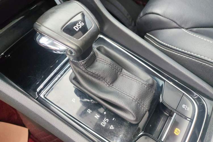 Used Skoda Kodiaq 2018 Facelifted TSI330 5-Seater Two-Wheel-Drive Luxury Enjoyment Edition Gear Lever